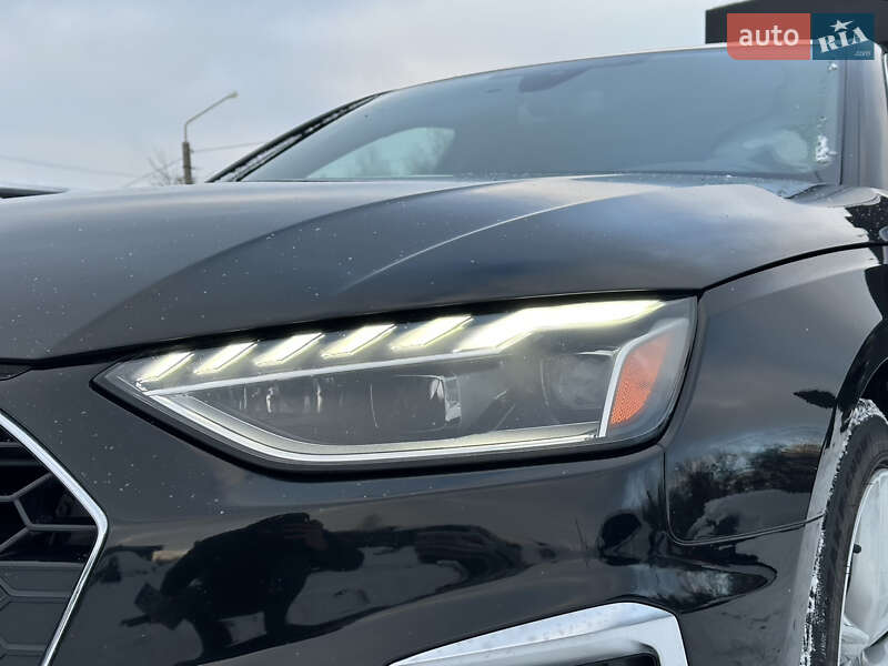 Седан Audi A4 2020 в Львові