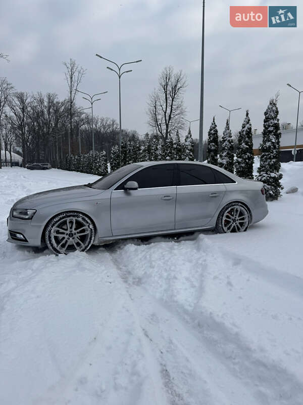 Седан Audi A4 2015 в Харькове