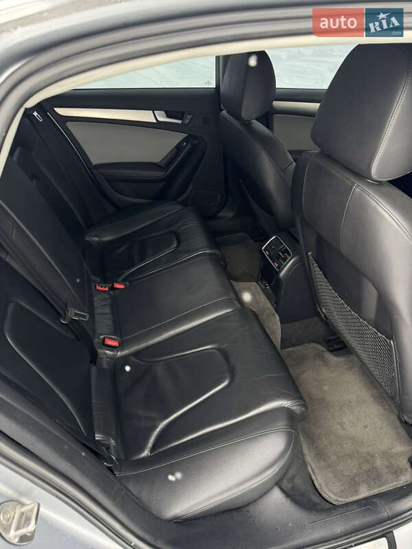 Седан Audi A4 2015 в Харькове