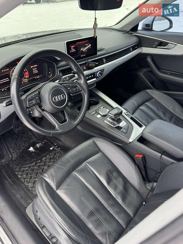 Седан Audi A4 2017 в Запоріжжі