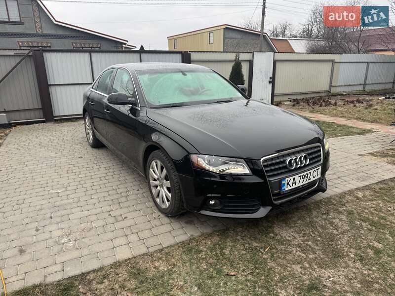 Седан Audi A4 2011 в Броварах