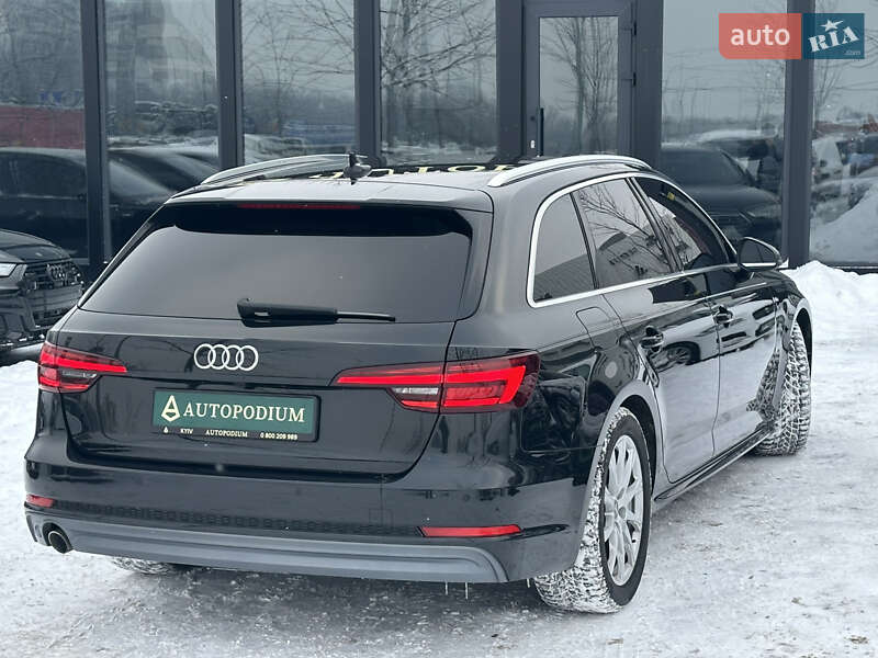 Универсал Audi A4 2018 в Киеве