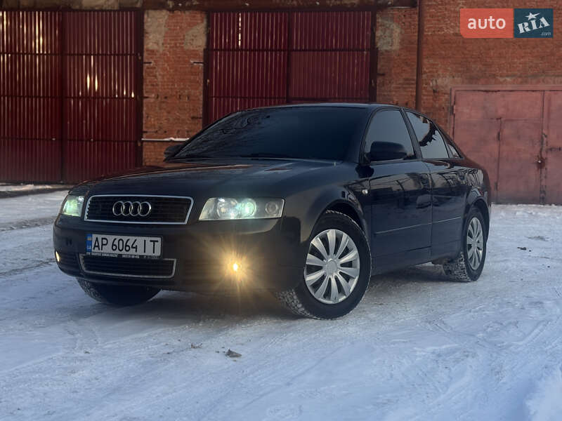 Седан Audi A4 2004 в Чернигове
