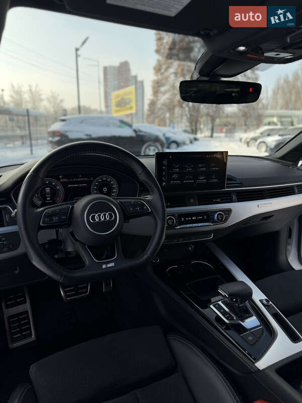 Седан Audi A4 2019 в Киеве