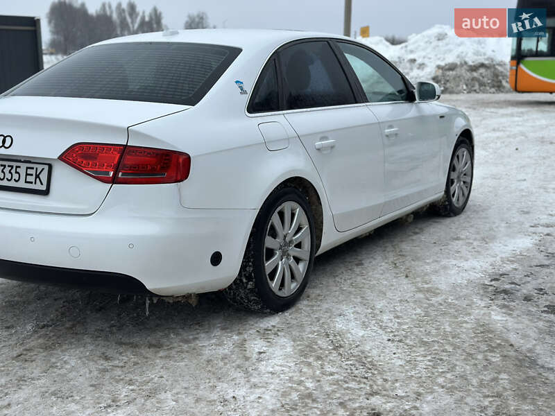 Седан Audi A4 2011 в Тернополі