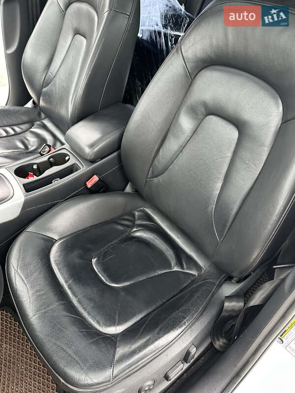 Седан Audi A4 2011 в Тернополі