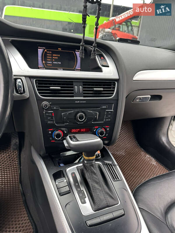 Седан Audi A4 2011 в Тернополі