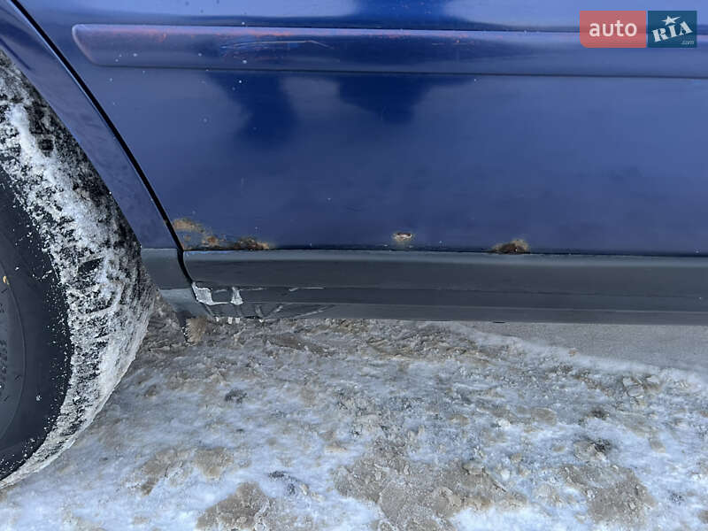 Универсал Audi A4 1998 в Чернигове