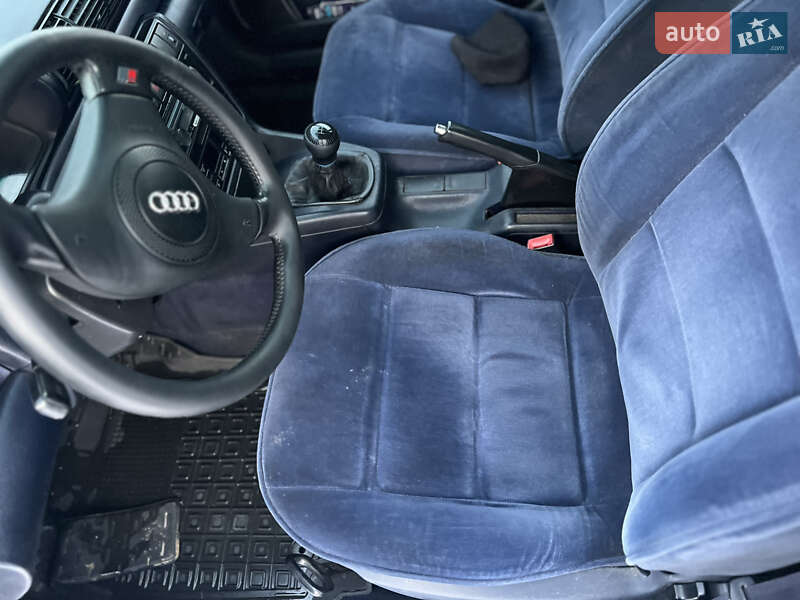 Универсал Audi A4 1998 в Чернигове