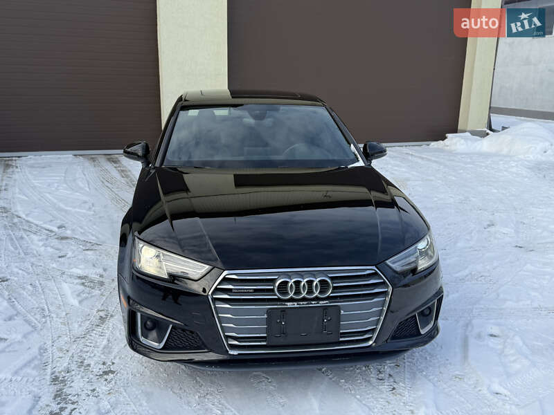 Седан Audi A4 2019 в Киеве