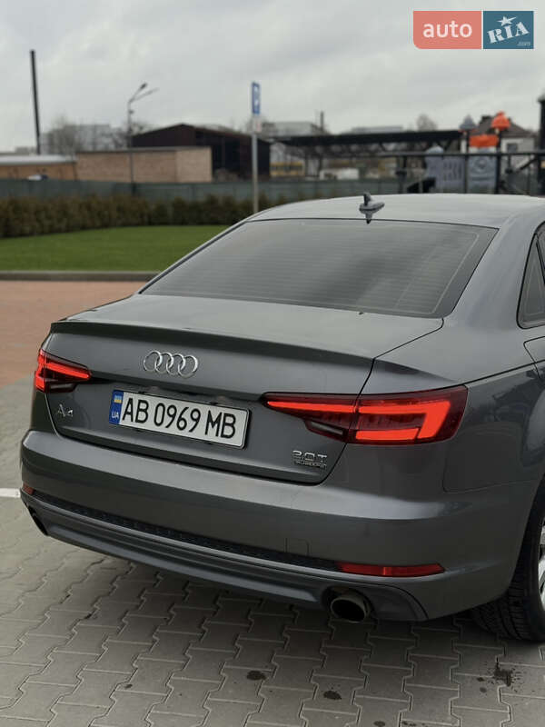 Седан Audi A4 2018 в Виннице