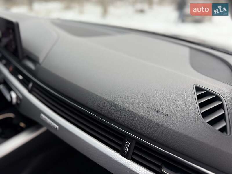 Седан Audi A4 2017 в Кривом Роге