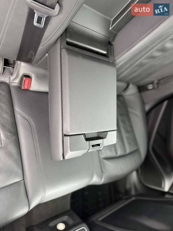 Седан Audi A4 2017 в Кривом Роге