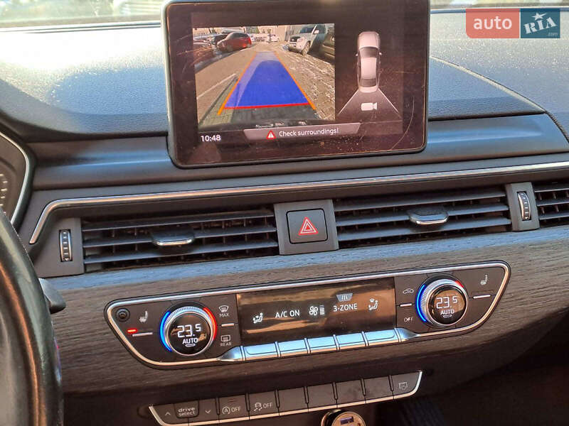 Седан Audi A4 2016 в Одесі