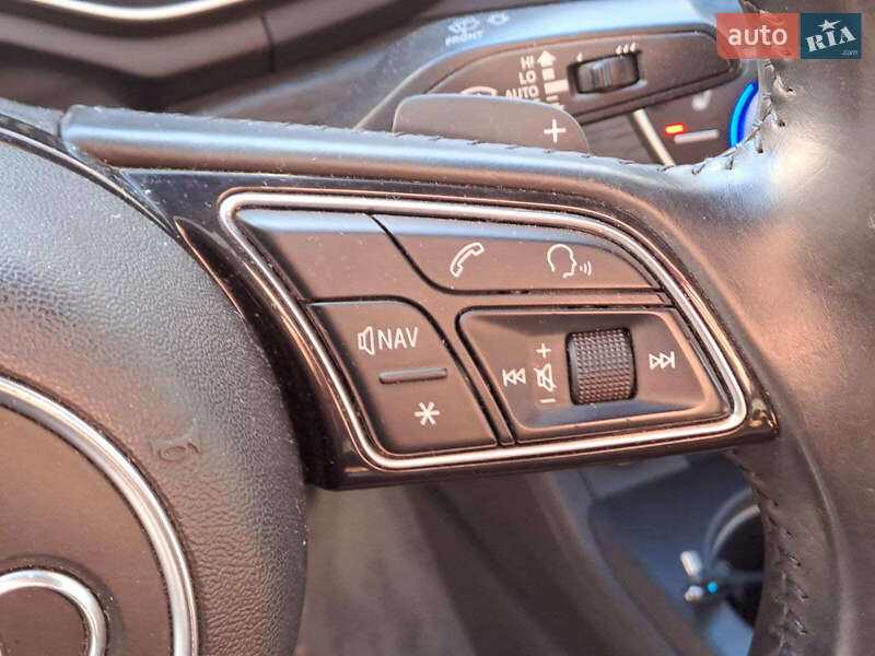 Седан Audi A4 2016 в Одесі