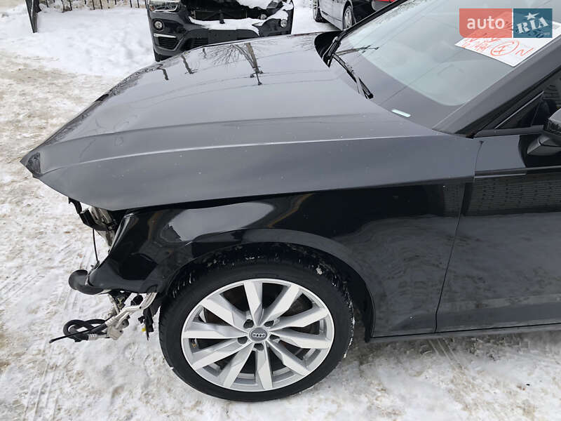 Седан Audi A4 2017 в Ирпене