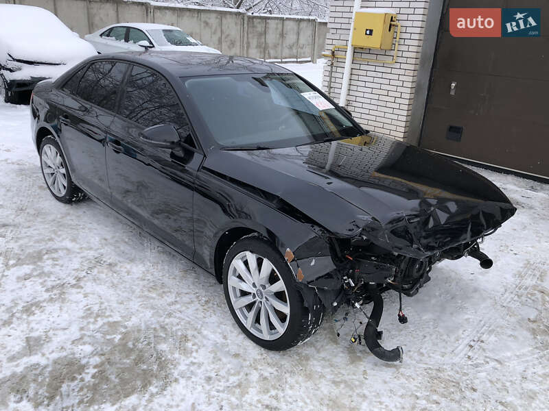 Седан Audi A4 2017 в Ирпене