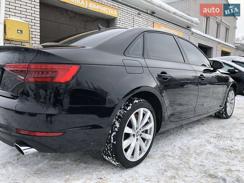 Седан Audi A4 2017 в Ирпене