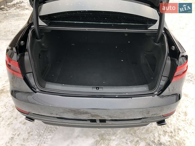 Седан Audi A4 2017 в Ирпене