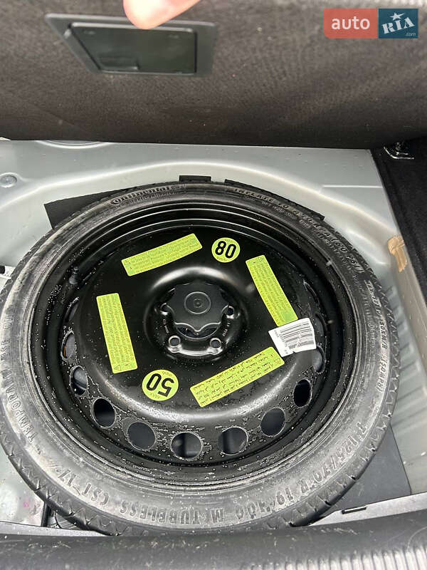 Седан Audi A4 2013 в Харькове