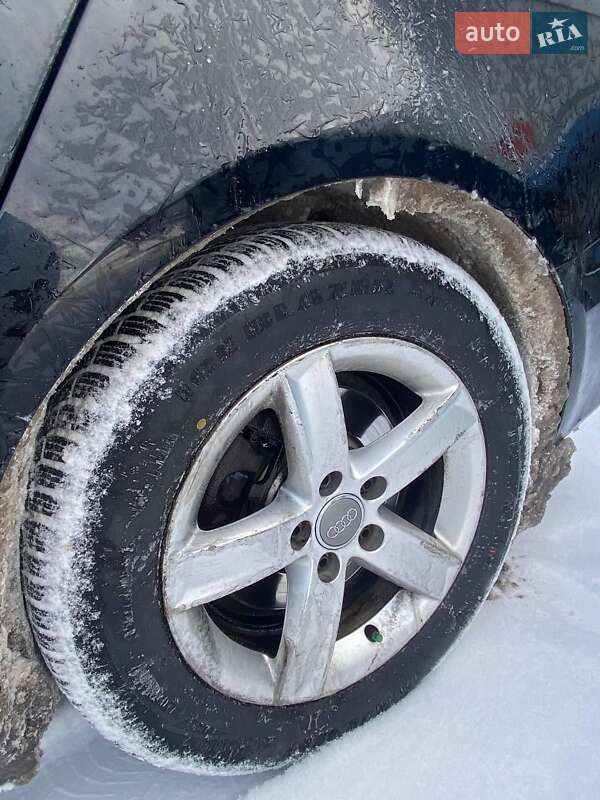 Седан Audi A4 2010 в Виннице