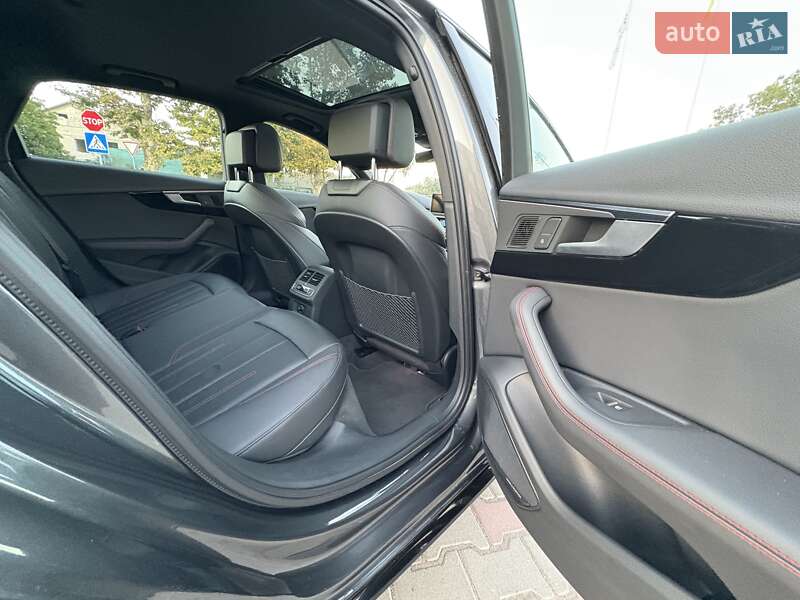 Седан Audi A4 2018 в Одесі