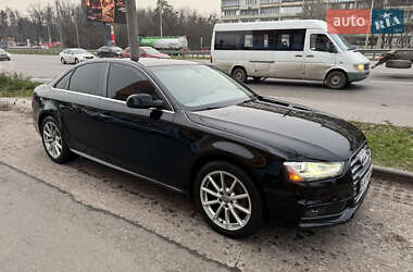Седан Audi A4 2015 в Киеве