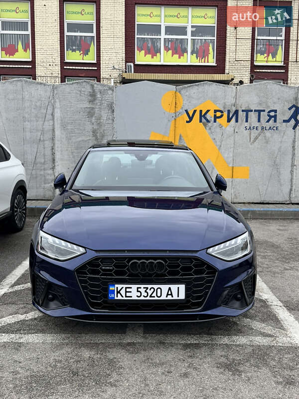 2021 Audi A4, VIN WAUEAAF48MA074489:plate — photo 1 (autoria)