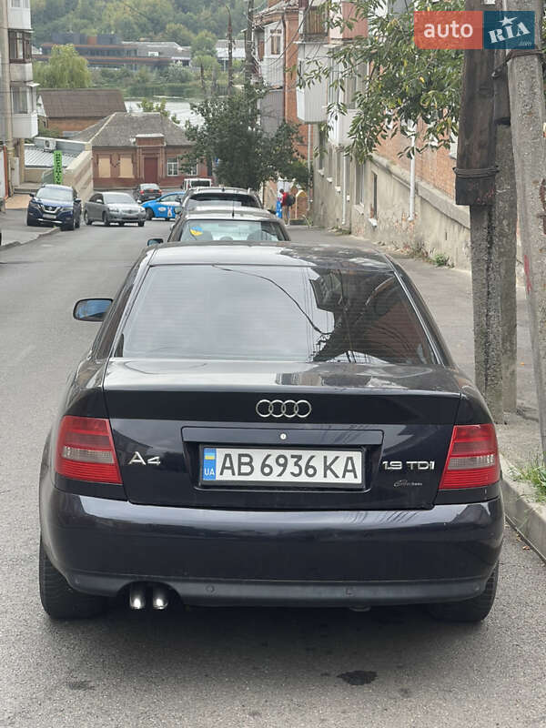 Седан Audi A4 2000 в Виннице