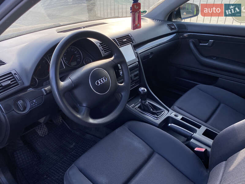 Седан Audi A4 2006 в Вознесенске