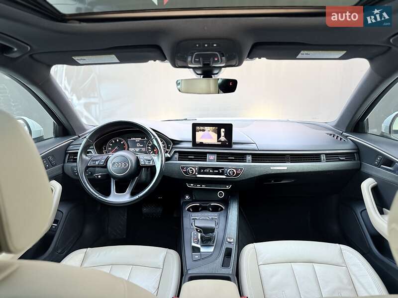 Седан Audi A4 2017 в Львове