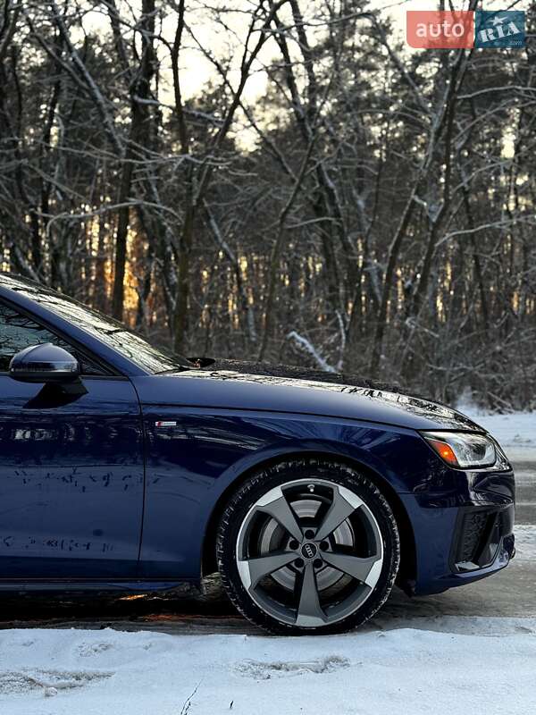 Седан Audi A4 2023 в Барышевке