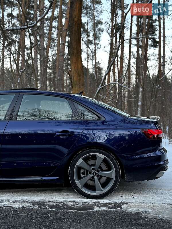 Седан Audi A4 2023 в Барышевке