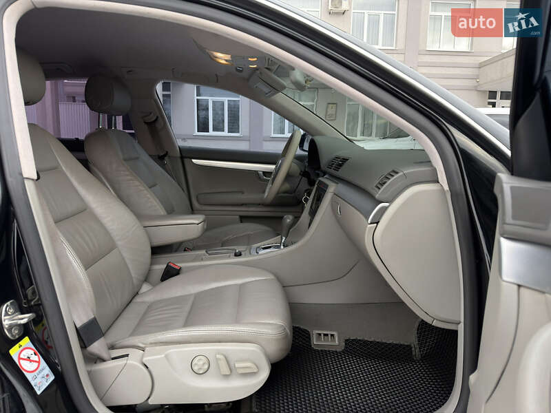 Седан Audi A4 2006 в Черновцах