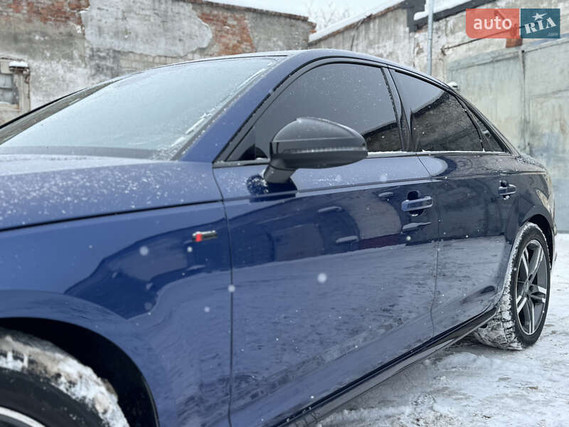Седан Audi A4 2017 в Хмельницькому