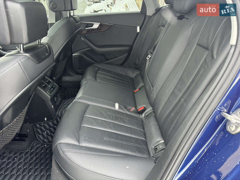 Седан Audi A4 2017 в Хмельницькому