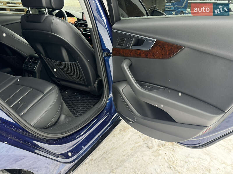 Седан Audi A4 2017 в Хмельницькому