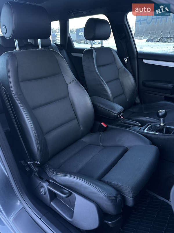 Универсал Audi A4 2004 в Сарнах