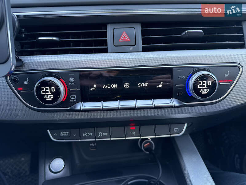 Седан Audi A4 2017 в Днепре