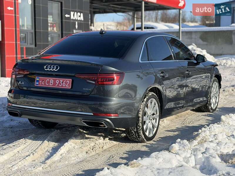 Седан Audi A4 2019 в Львові