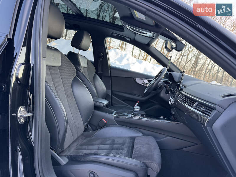 Универсал Audi A4 2019 в Луцке