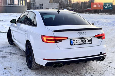 Седан Audi A4 2016 в Черкассах