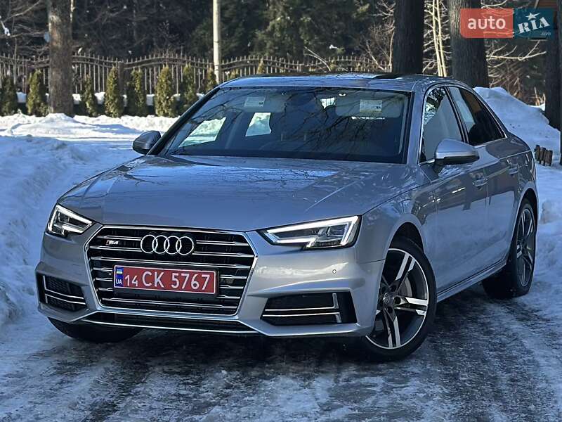 Седан Audi A4 2017 в Дрогобыче