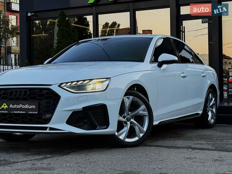 Седан Audi A4 2020 в Киеве