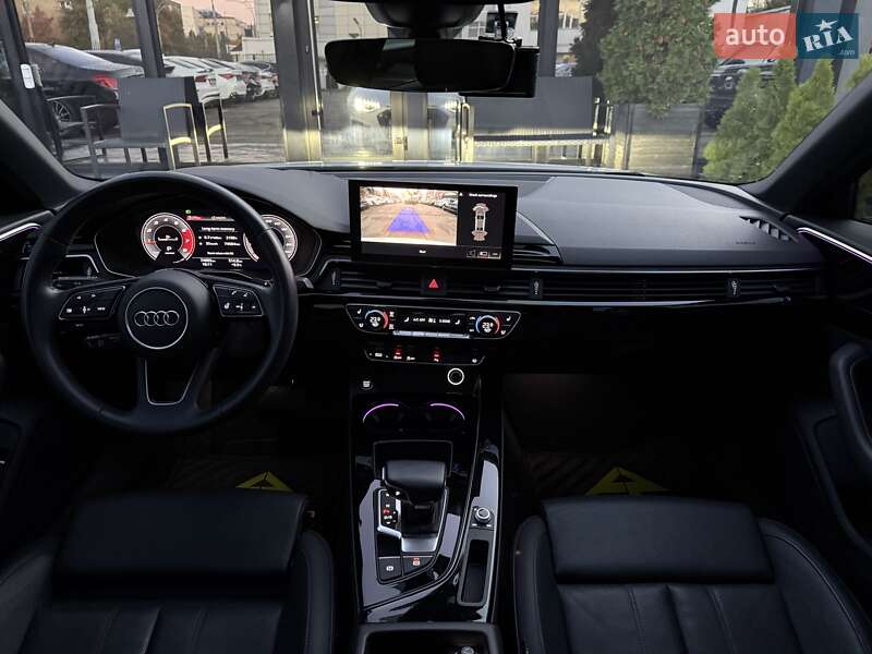 Седан Audi A4 2020 в Киеве
