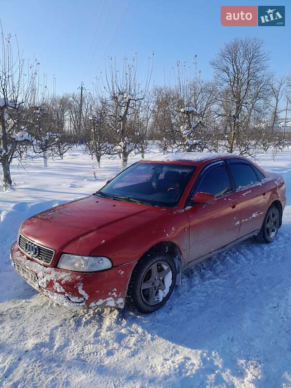 Седан Audi A4 1996 в Тернополі