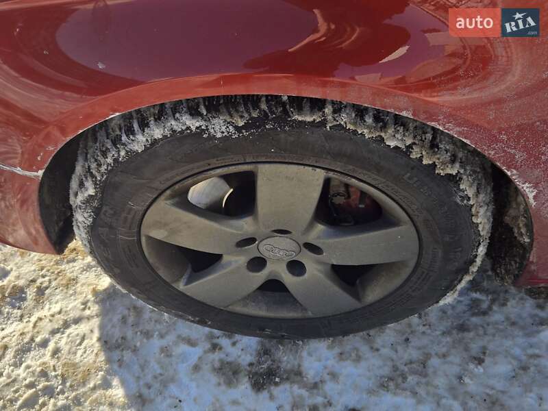 Седан Audi A4 2012 в Києві