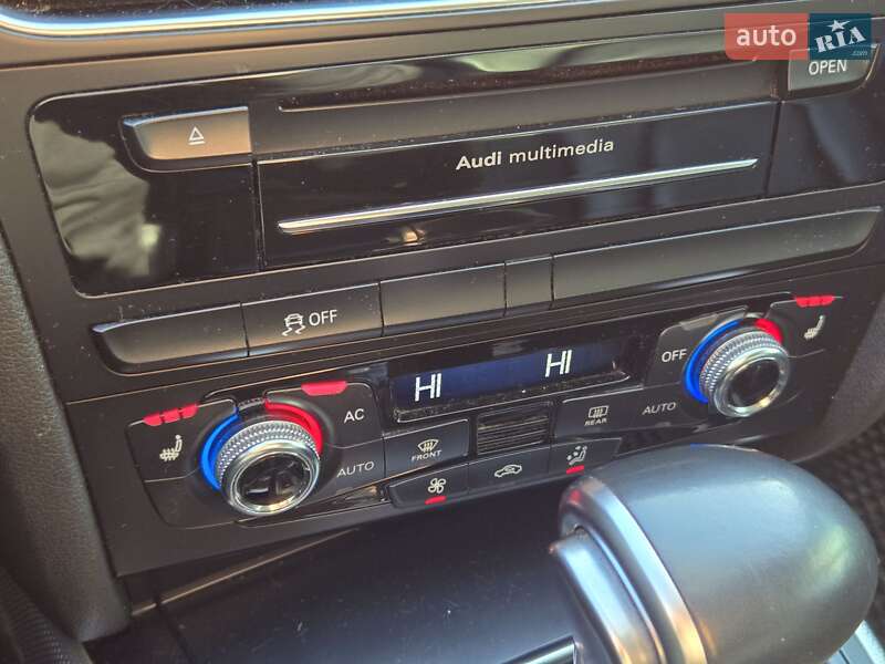 Седан Audi A4 2012 в Києві