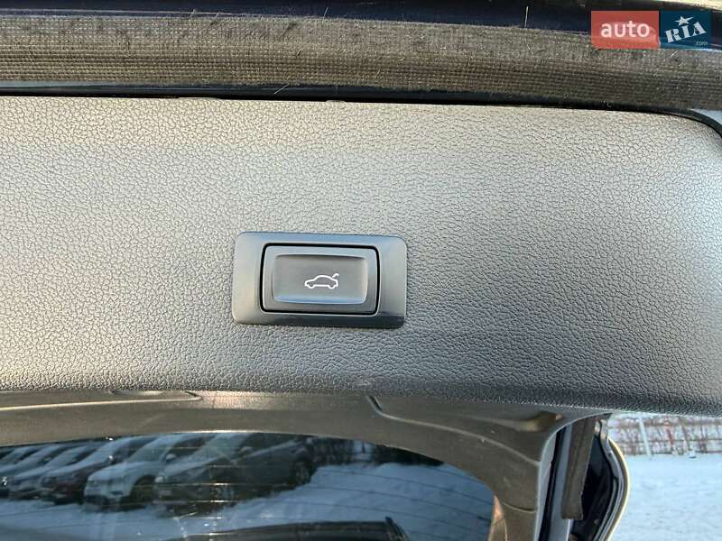 Универсал Audi A4 2015 в Киеве