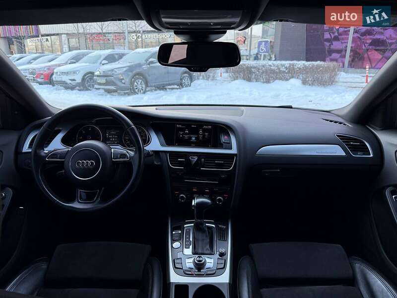 Универсал Audi A4 2015 в Киеве
